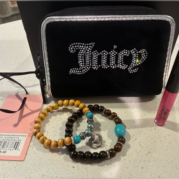 Juicy Couture Handbags - Juicy Couture Black Velvet Clutch with Beaded Bracelets and Lip Gloss 🖤❤️
